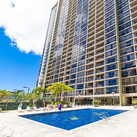 Mountain Views & Steps To Beach - Free Parking! Honolulu Exterior photo