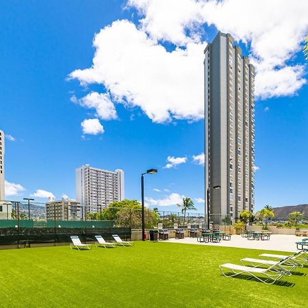 Mountain Views & Steps To Beach - Free Parking! Honolulu Exterior photo