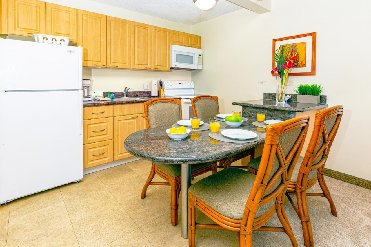 Mountain Views & Steps To Beach - Free Parking! Honolulu Exterior photo