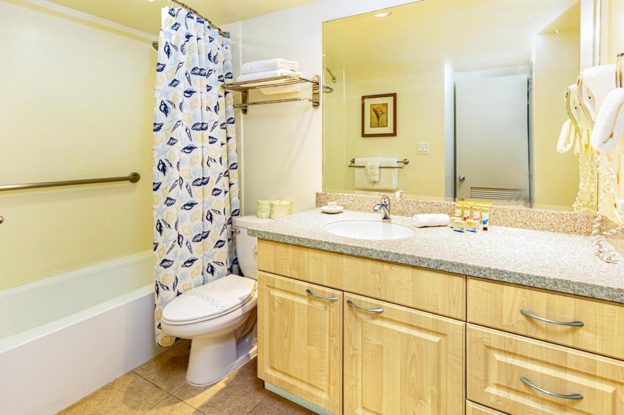 Mountain Views & Steps To Beach - Free Parking! Honolulu Exterior photo